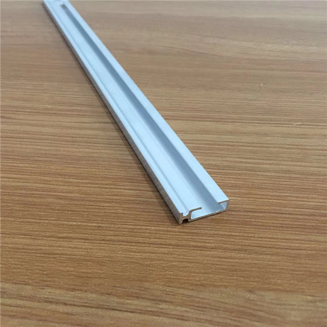 Small and thin aluminum profile