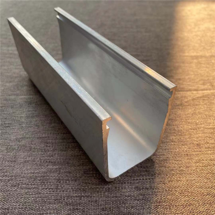 Industrial aluminium profile